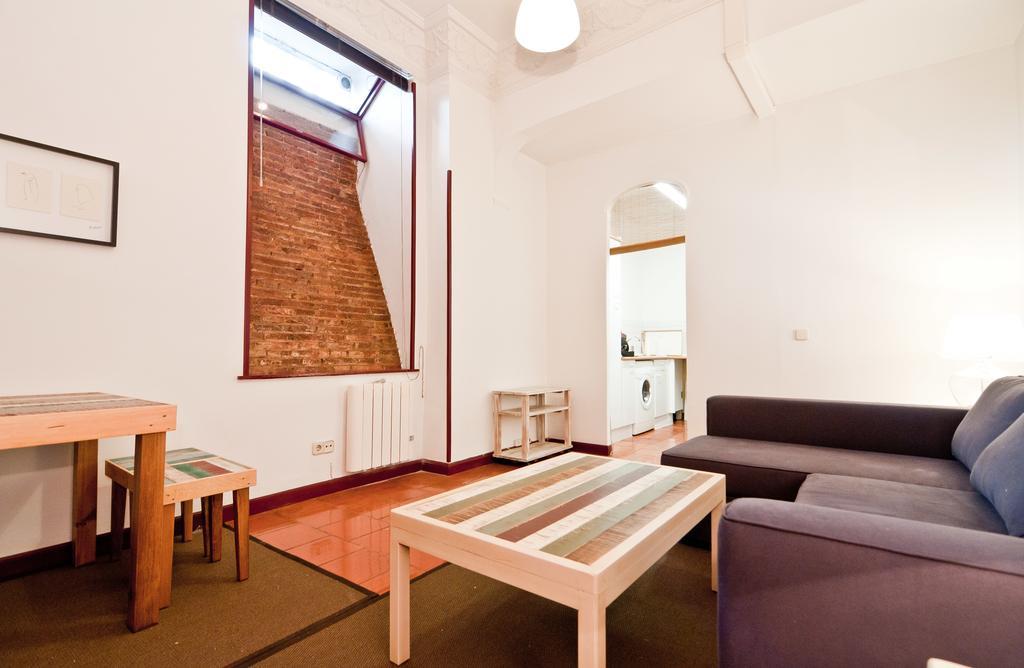 Apartamentos Madrid Retiro Room photo