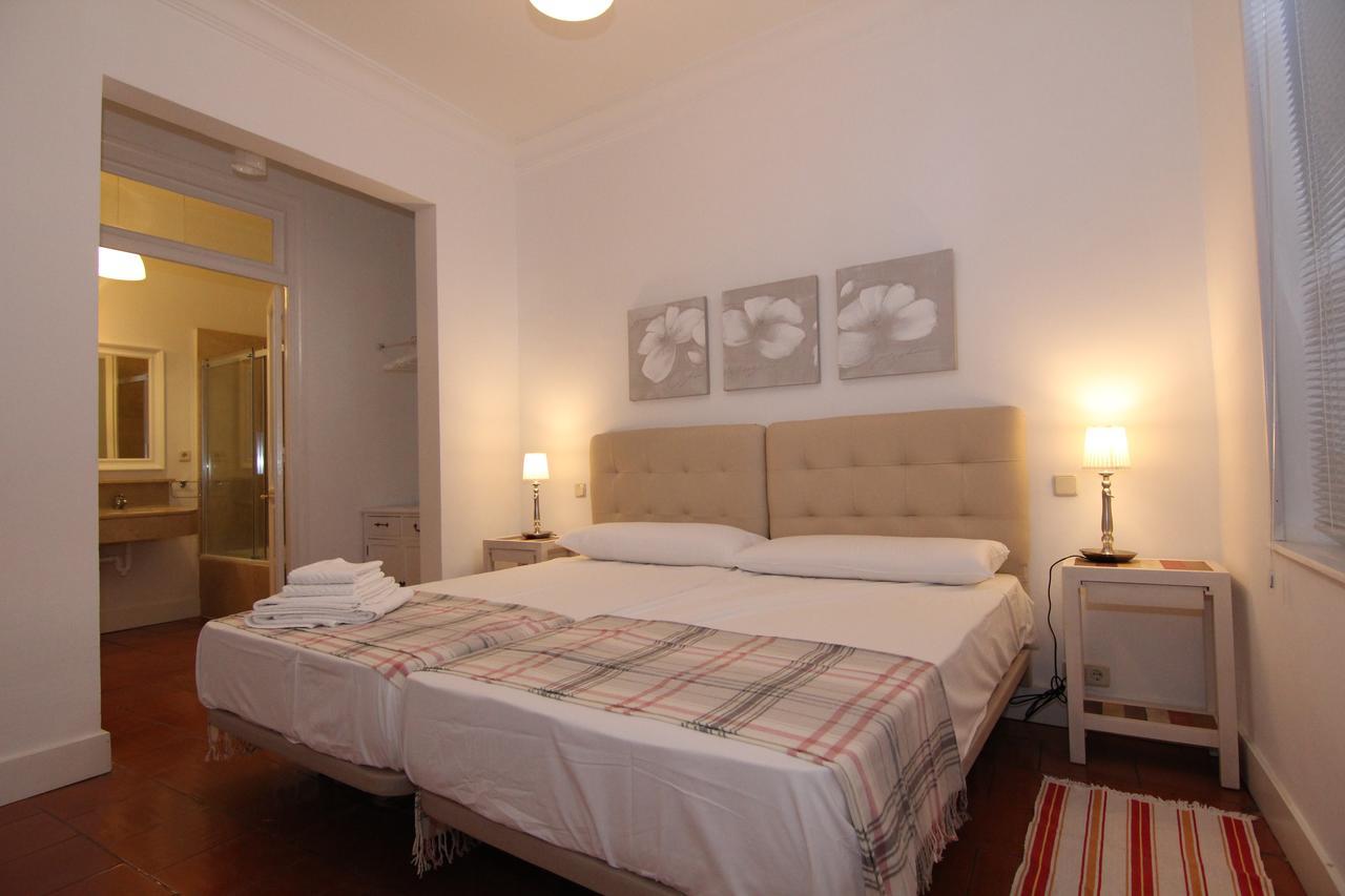 Apartamentos Madrid Retiro Exterior photo