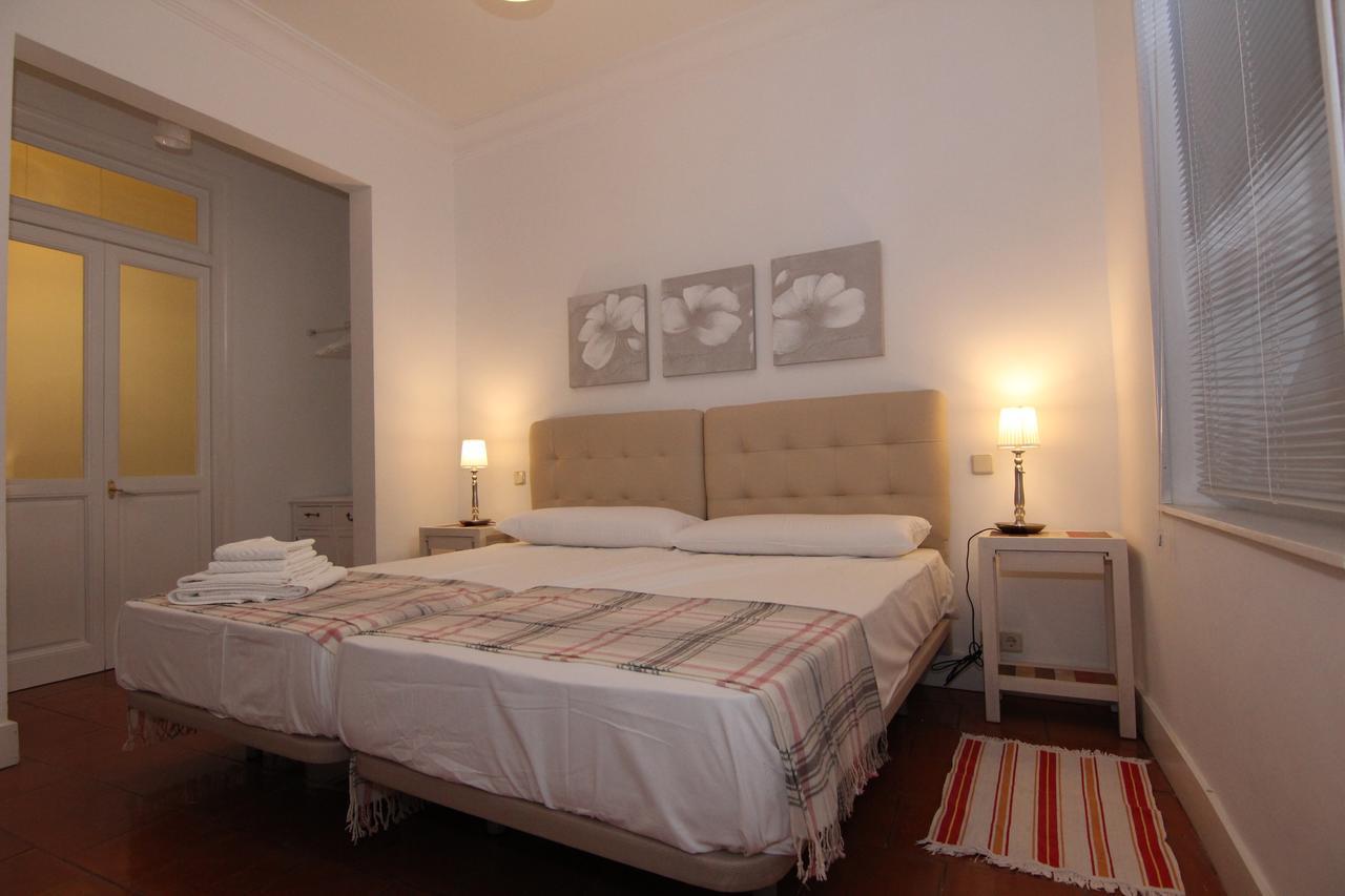 Apartamentos Madrid Retiro Exterior photo