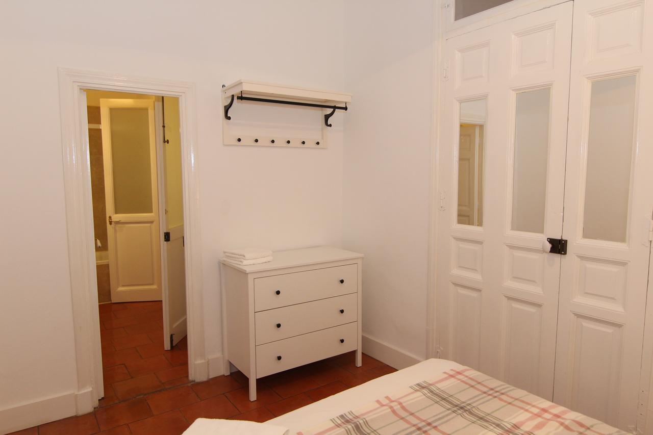 Apartamentos Madrid Retiro Exterior photo